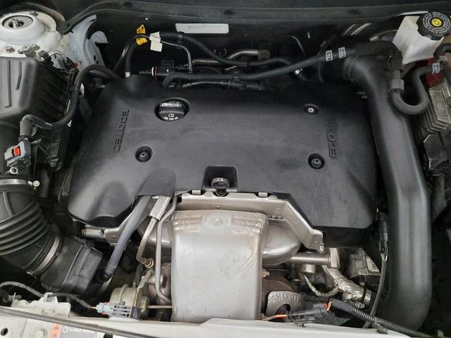 Photo of 2020 Summit White Chevrolet Equinox