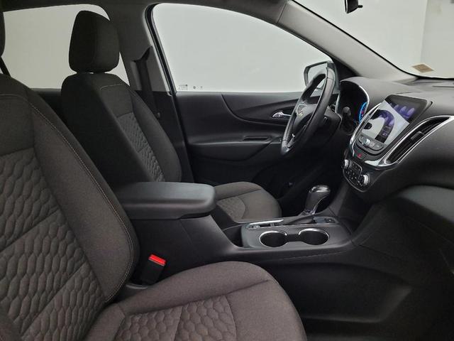 Photo of 2020 Summit White Chevrolet Equinox
