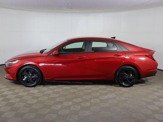 Photo of 2023 Scarlet Red Pearl Hyundai ELANTRA