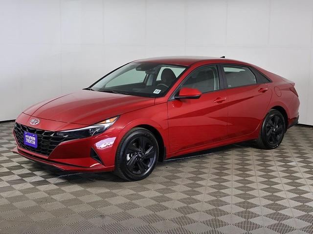 Photo of 2023 Scarlet Red Pearl Hyundai ELANTRA