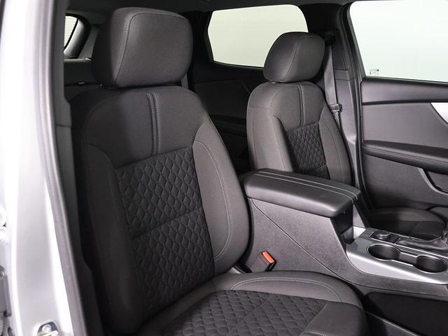 Photo of 2020 Silver Ice Metallic Chevrolet Blazer