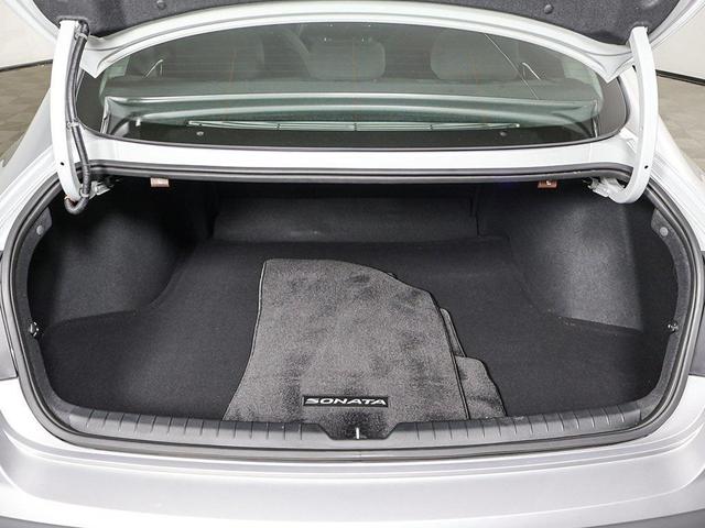Photo of 2023 Silver Hyundai SONATA