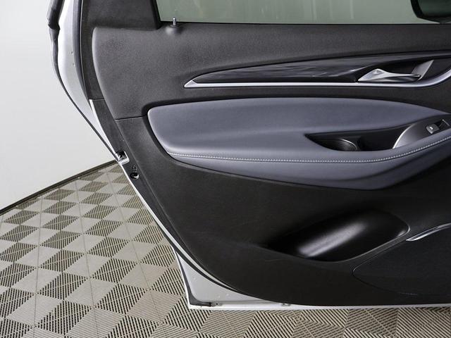 Photo of 2022 Quicksilver Metallic Buick Enclave