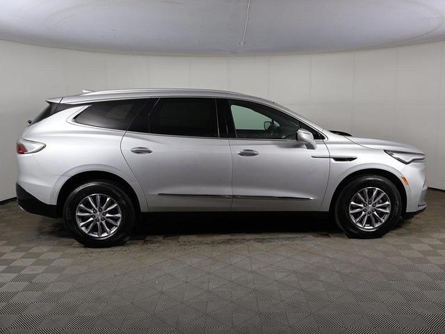 Photo of 2022 Quicksilver Metallic Buick Enclave