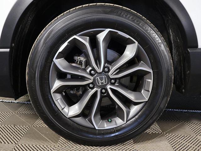 Photo of 2022 Platinum White Pearl Honda CR-V