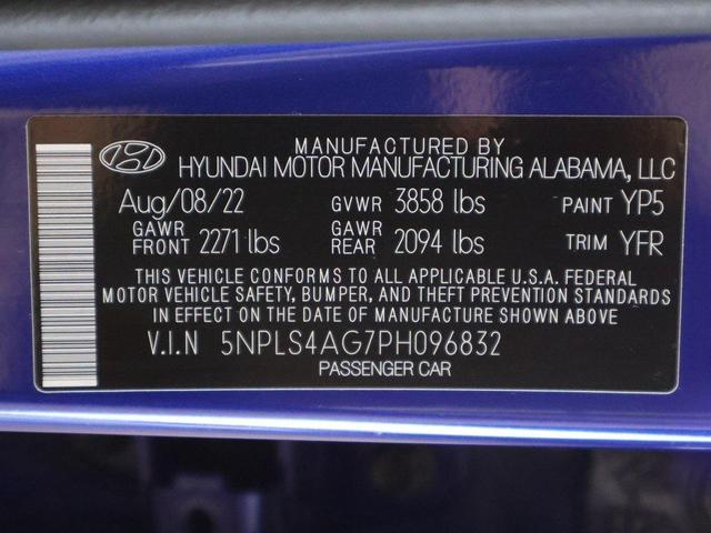 Photo of 2023 Intense Blue Hyundai ELANTRA