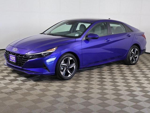 Photo of 2023 Intense Blue Hyundai ELANTRA