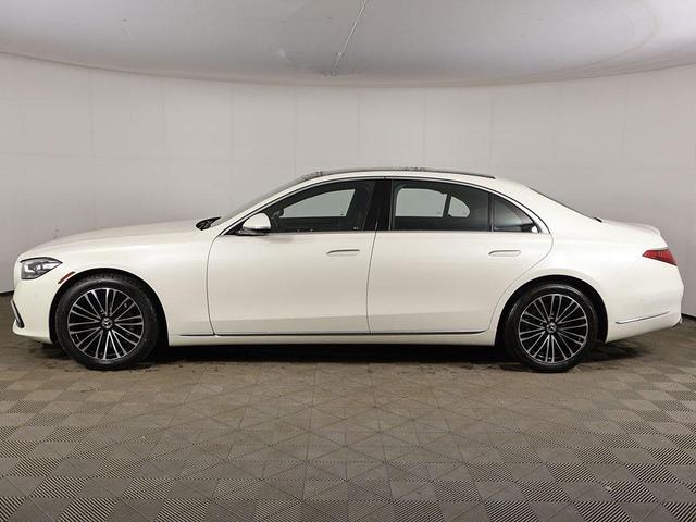 Photo of 2022 White Mercedes-Benz S-Class