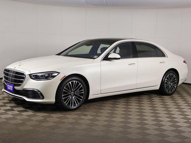 Photo of 2022 White Mercedes-Benz S-Class