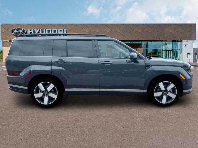 Photo of 2025 Gray Hyundai SANTA FE HEV