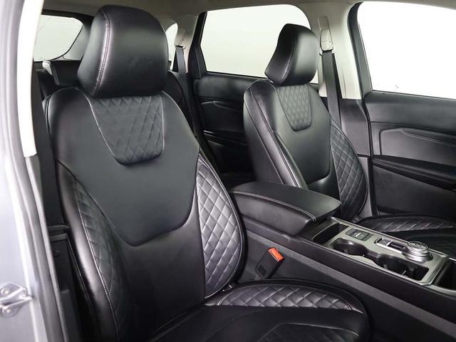 Photo of 2023 Silver Metallic Ford Edge