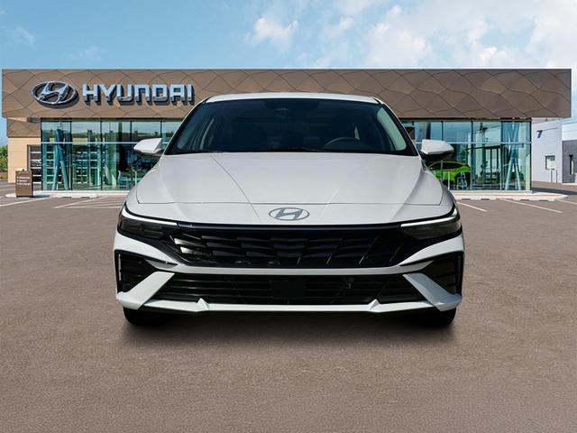 Photo of 2025 White Hyundai ELANTRA HEV