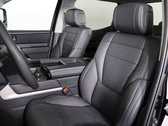 Photo of 2024 Midnight Black Metallic Toyota Tundra