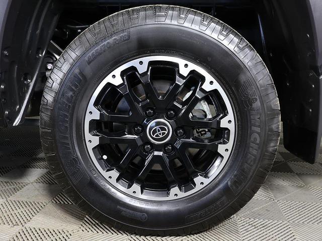 Photo of 2024 Midnight Black Metallic Toyota Tundra