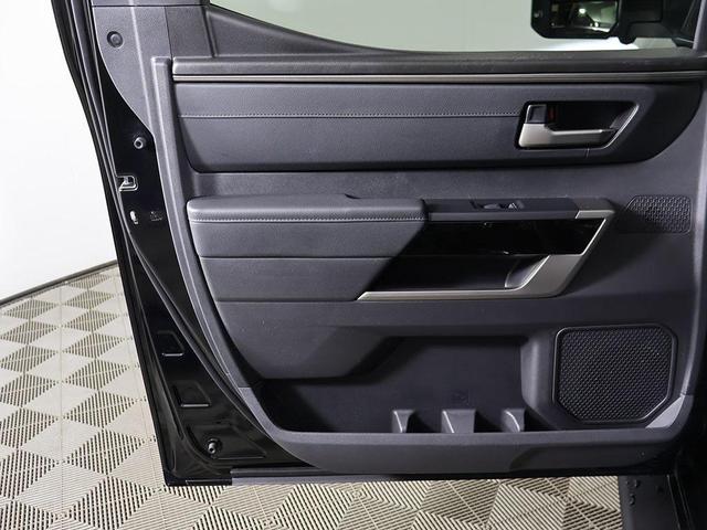 Photo of 2024 Midnight Black Metallic Toyota Tundra