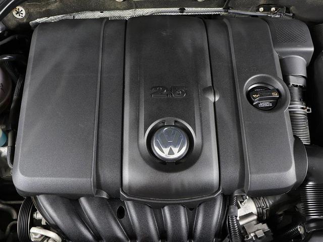 Photo of 2012 Black Uni Volkswagen Jetta