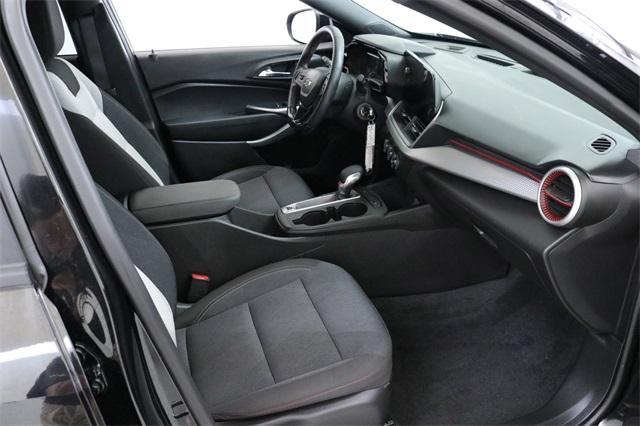 Photo of 2024 Mosaic Black Metallic Chevrolet Trax