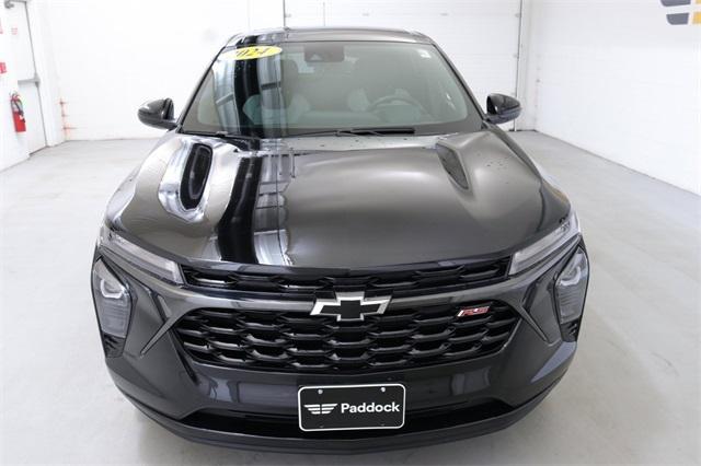 Photo of 2024 Mosaic Black Metallic Chevrolet Trax