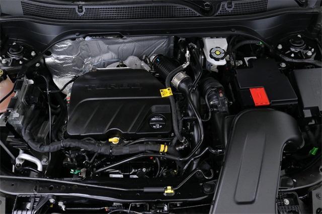 Photo of 2024 Mosaic Black Metallic Chevrolet Trax