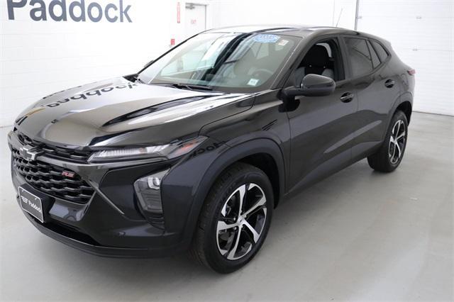 Photo of 2024 Mosaic Black Metallic Chevrolet Trax