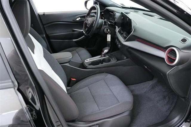 Photo of 2024 Mosaic Black Metallic Chevrolet Trax