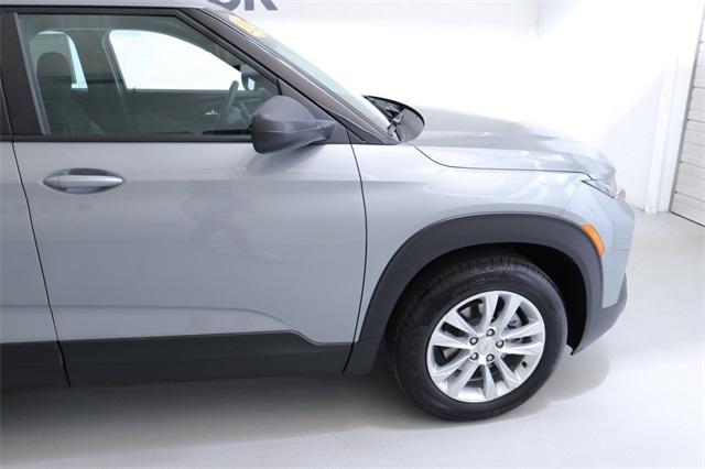 Photo of 2023 Gray Chevrolet Trailblazer