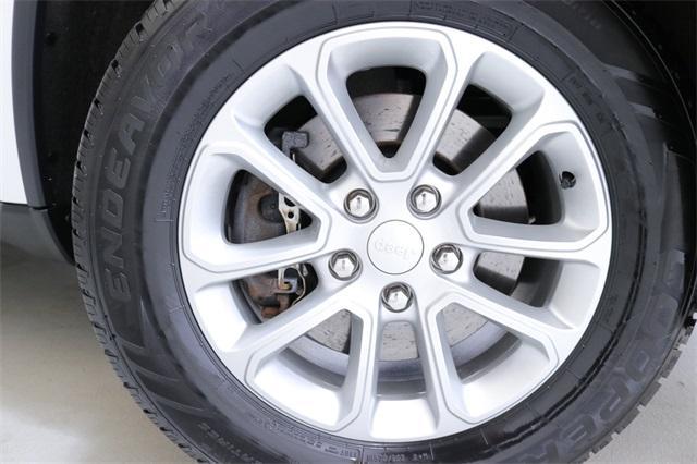 Photo of 2021  Jeep Grand Cherokee