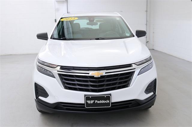 Photo of 2023 Summit White Chevrolet Equinox