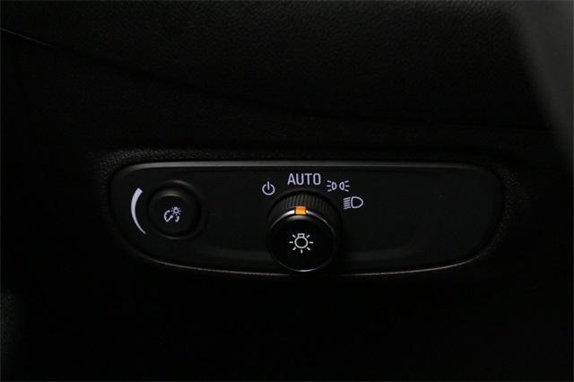 Photo of 2023 Summit White Chevrolet Equinox
