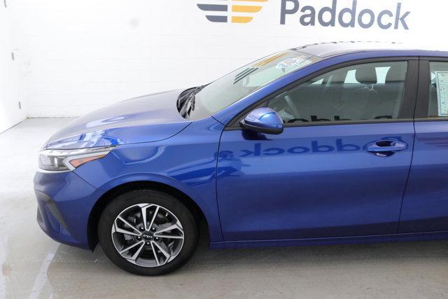Photo of 2023 Deep Sea Blue Kia Forte