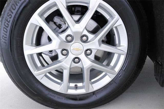 Photo of 2022 Black Chevrolet Equinox