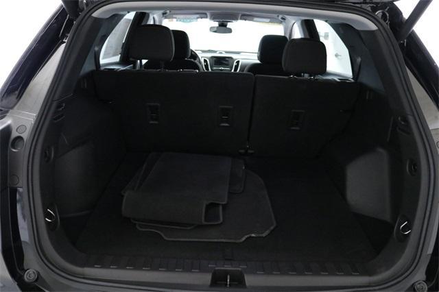 Photo of 2022 Black Chevrolet Equinox