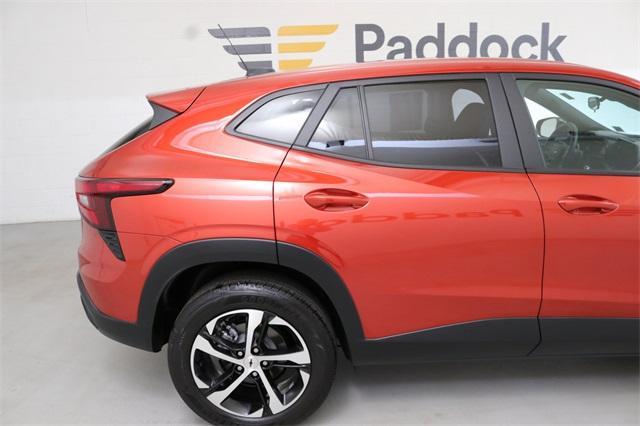 Photo of 2024 Cayenne Orange Metallic Chevrolet Trax