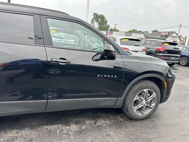 Photo of 2023 Black Chevrolet Blazer