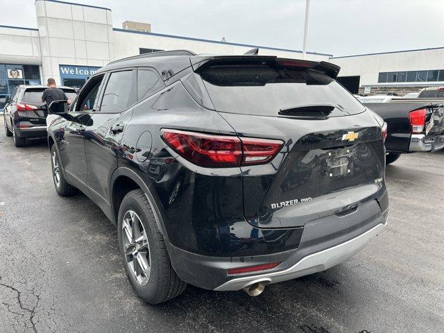 Photo of 2023 Black Chevrolet Blazer