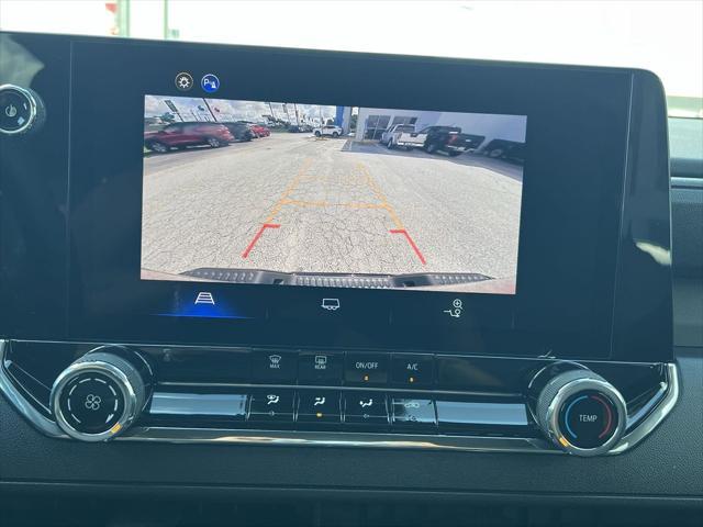 Photo of 2025 Radiant Red Tintcoat Chevrolet Colorado