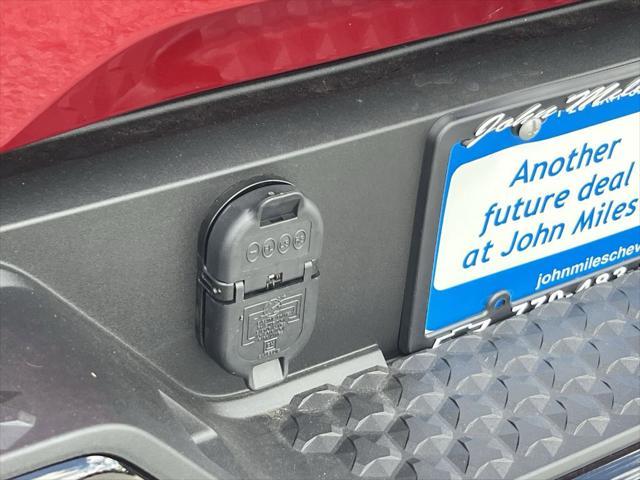 Photo of 2025 Radiant Red Tintcoat Chevrolet Colorado