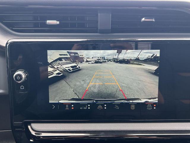 Photo of 2025 Summit White GMC Sierra 1500