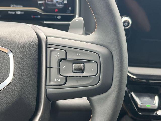 Photo of 2025 Summit White GMC Sierra 1500