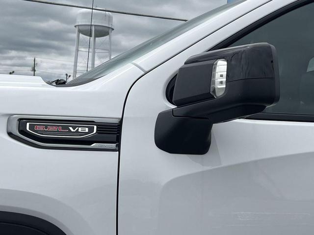 Photo of 2025 Summit White GMC Sierra 1500