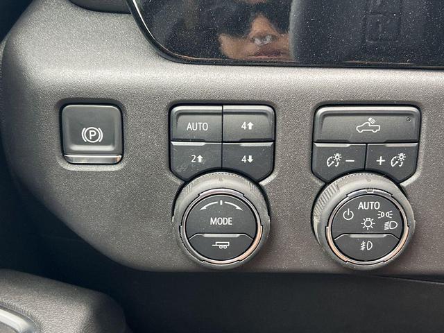 Photo of 2025 Sterling Gray Metallic Chevrolet Silverado 1500