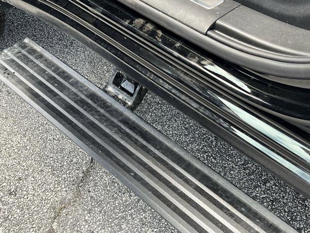 Photo of 2025 Onyx Black GMC Sierra 3500