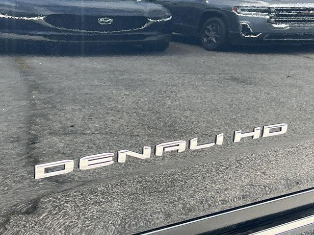 Photo of 2025 Onyx Black GMC Sierra 3500
