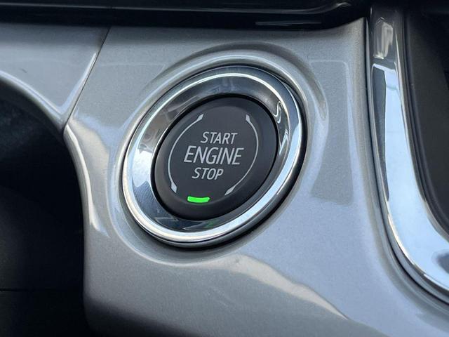 Photo of 2025 Summit White Chevrolet Trax