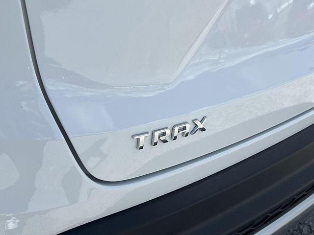 Photo of 2025 Summit White Chevrolet Trax
