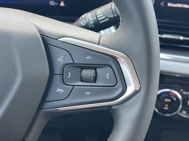 Photo of 2025 Summit White Chevrolet Trax