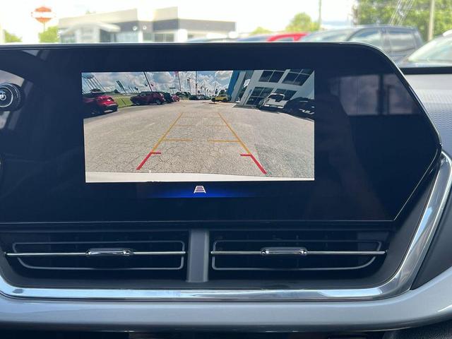 Photo of 2025 Summit White Chevrolet Trax