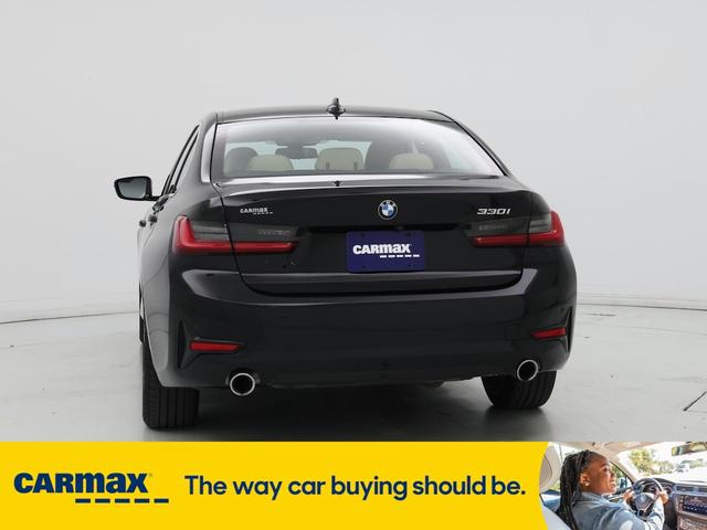 Photo of 2021 Black BMW 330