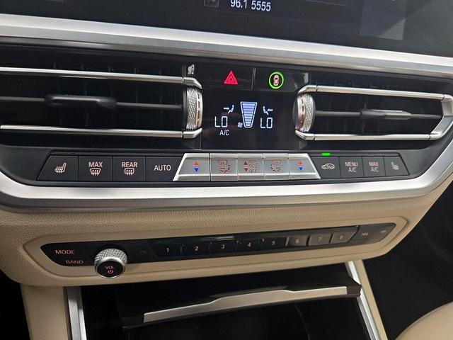 Photo of 2021 Black BMW 330