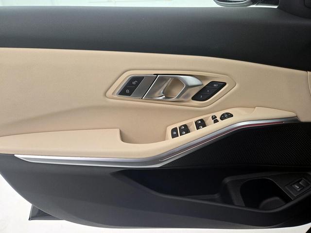 Photo of 2021 Black BMW 330